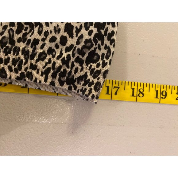 August Silk Silx Cardigan Buttons Leopard Print Stretch Sweater Large - Picture 9 of 10